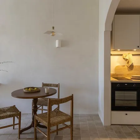 Om Living Pelion Apartment *