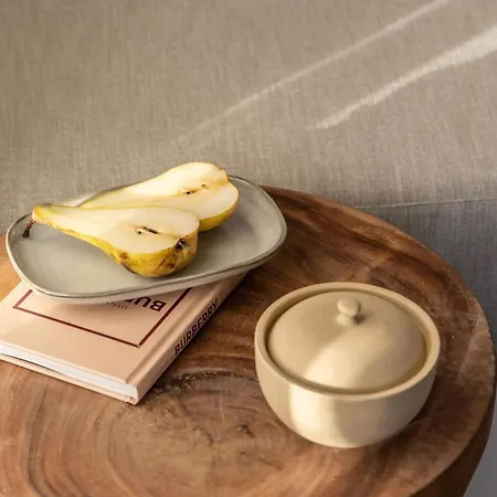 Om Living Pelion 公寓 *