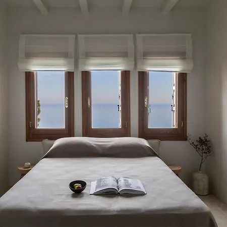 Om Living Pelion 公寓 *