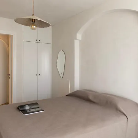 Om Living Pelion 公寓 *