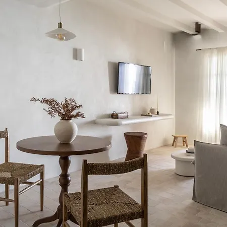 Om Living Pelion 公寓