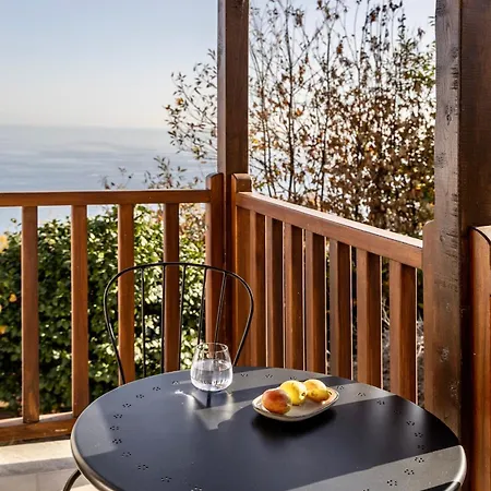 Om Living Pelion * Áyios Dhimítrios