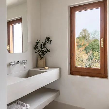 Om Living Pelion Апартаменты