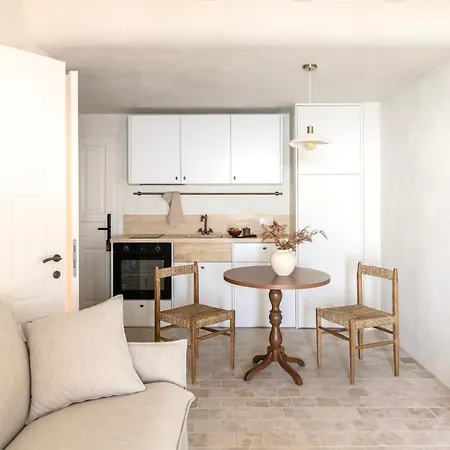 Om Living Pelion * Áyios Dhimítrios