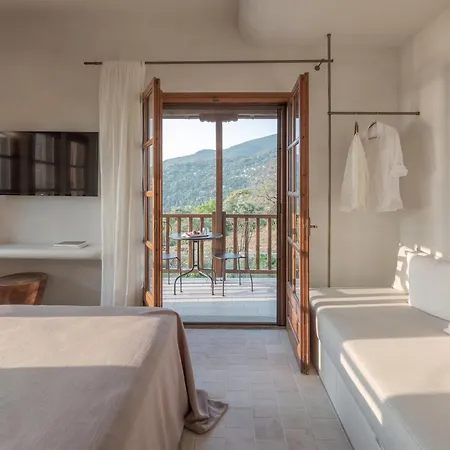 Om Living Pelion Áyios Dhimítrios