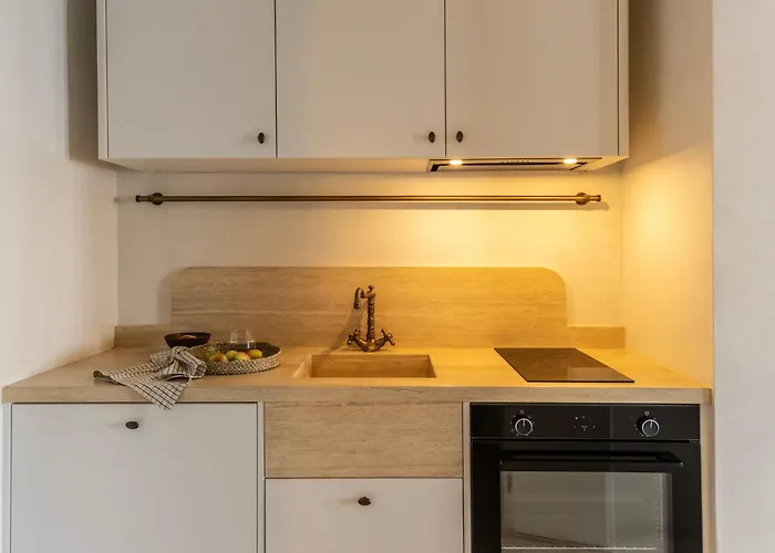 Om Living Pelion * Áyios Dhimítrios