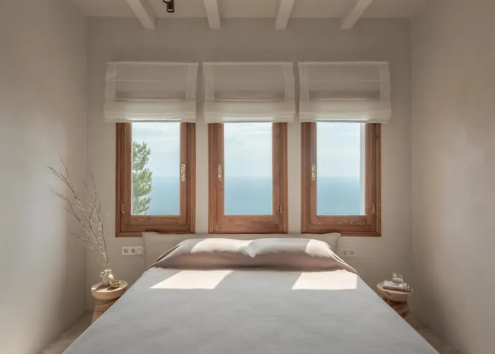 Om Living Pelion * Áyios Dhimítrios