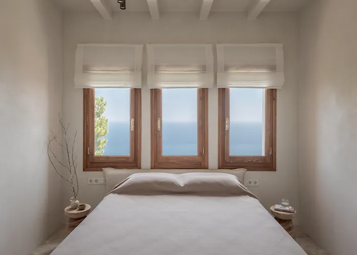 Om Living Pelion 公寓