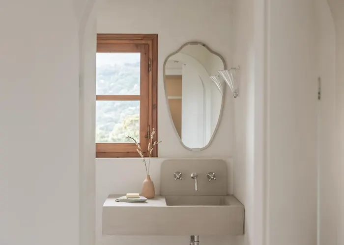 Om Living Pelion 公寓 *